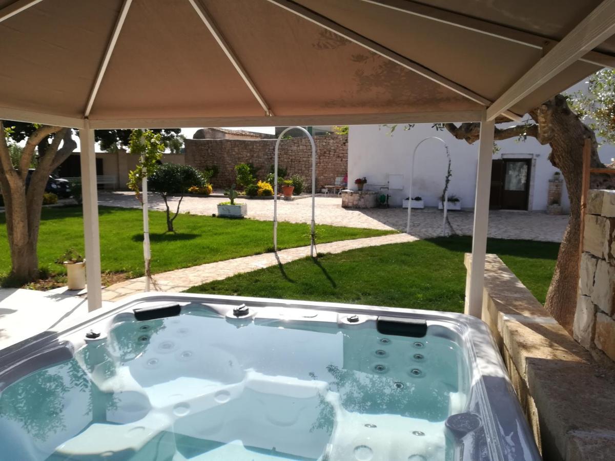 Masseria Poli Country House Конверсано Екстериор снимка